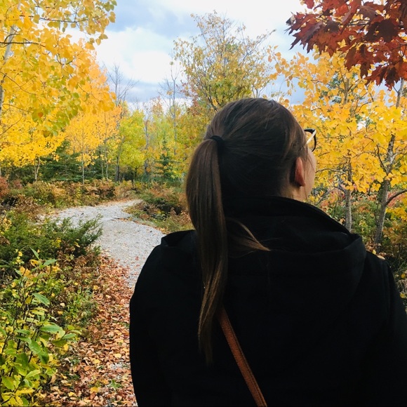 Meet your Posher, Carling - Picture 3 of 4